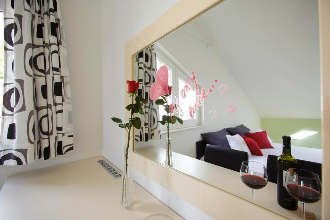 Room In Bb - Delightfull Room For 2 Promajna Exteriér fotografie